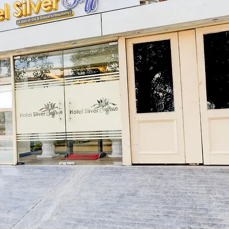 Townhouse Hotel Silver Saffron-3