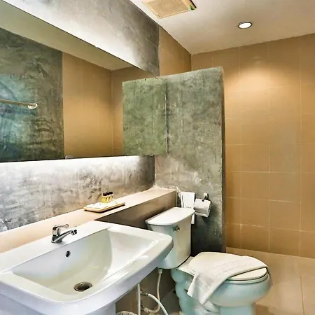 B2 Green Boutique And Budget Hotel-3