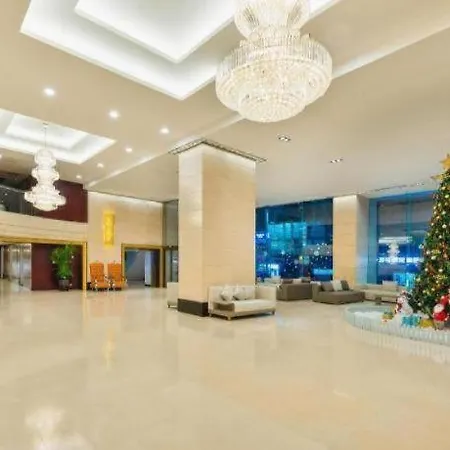 Holiday Inn Express Shenzhen Luohu Port By Ihg-3