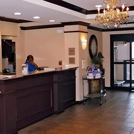 Holiday Inn Express Hotel & Suites Cleveland - Ms By Ihg-3