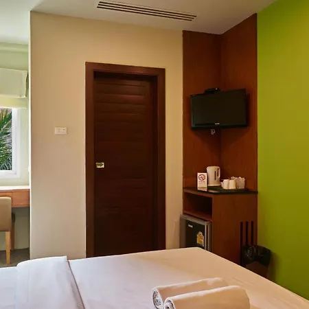 Phuket Ecozy Hotel-3