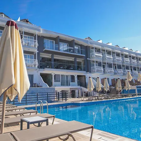 Ramada By Wyndham Fethiye Oludeniz (Adults Only)-2