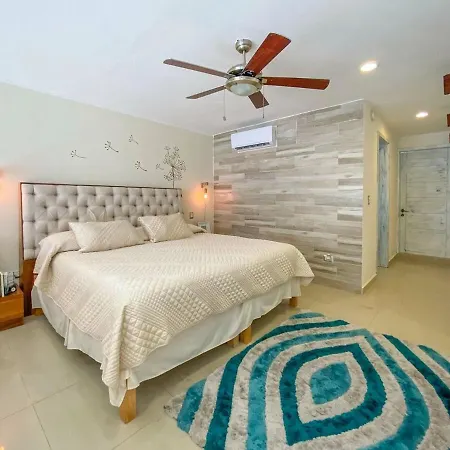 Plaza Paraiso Donwtown Condos-3