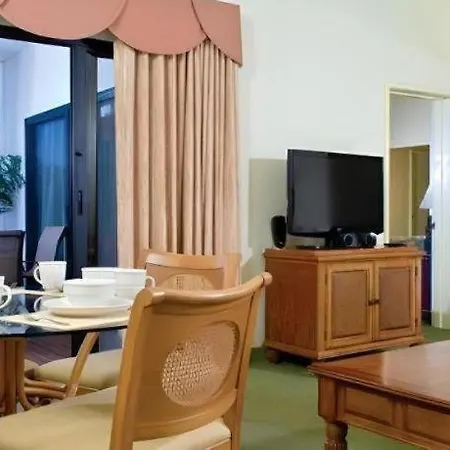Wyndham Royal Sea Cliff Resort-3