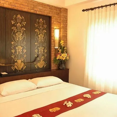 Holiday Garden Hotel-2