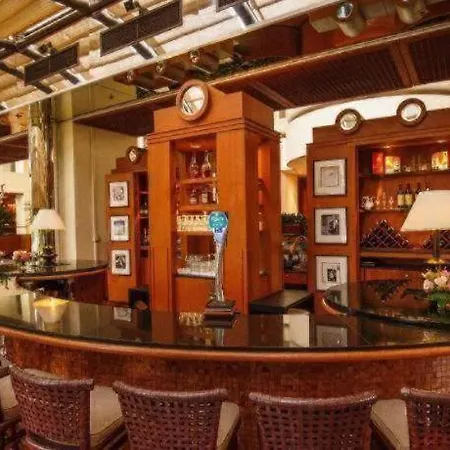 Regency Art Hotel-2