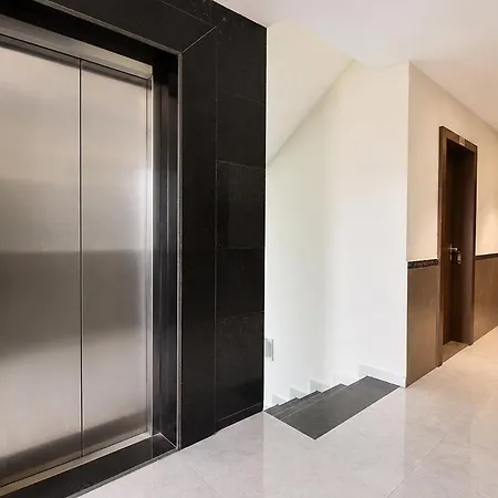 Fabhotel Fortune Inn I-2
