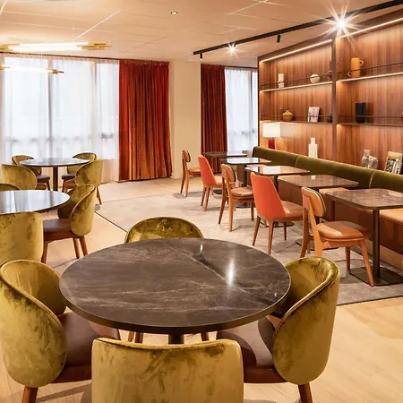 Novotel Paris La Defense Nanterre-3