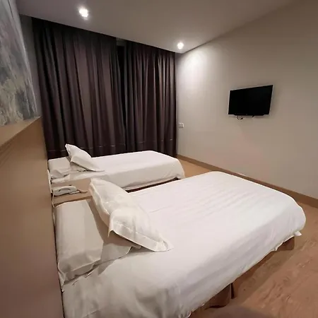 D Arc Hotel-2