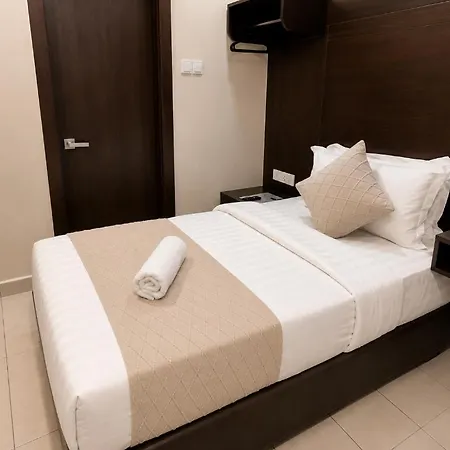 Cathay Hotel-3