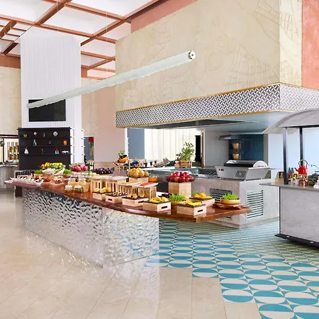 Novotel New Delhi City Centre-2