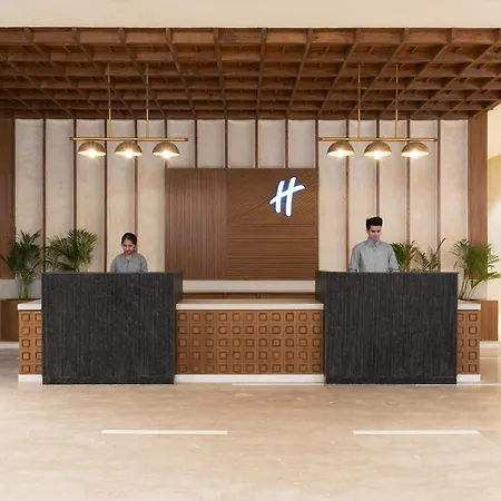 Holiday Inn Gurgaon Nh8 By Ihg-3