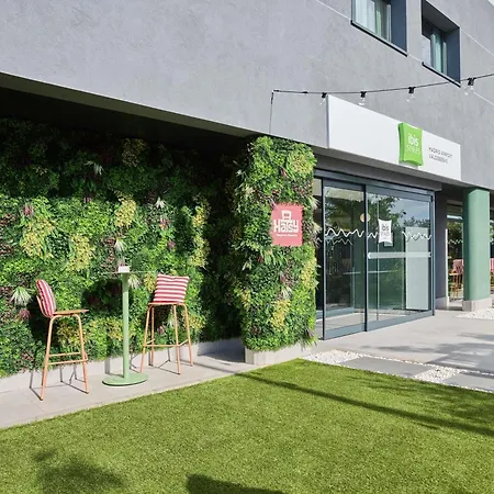 Ibis Styles Madrid Airport Valdebebas-2