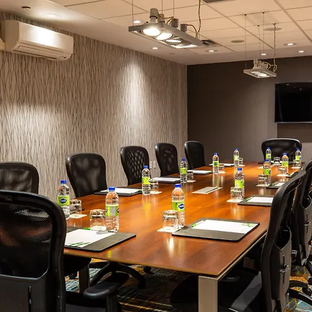Holiday Inn Toronto Downtown Centre By Ihg-3