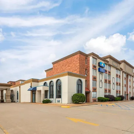 Baymont By Wyndham Festus-2
