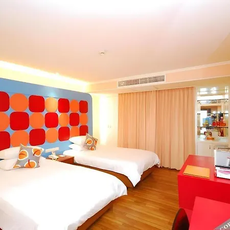 Hip Hotel Bangkok-3