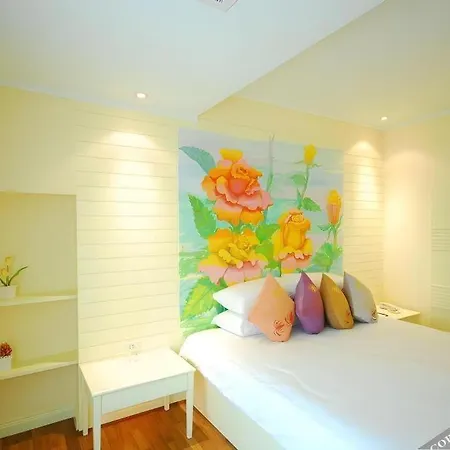 Hip Hotel Bangkok-3