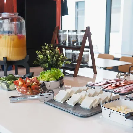 Ibis Budget Madrid Albasanz-3