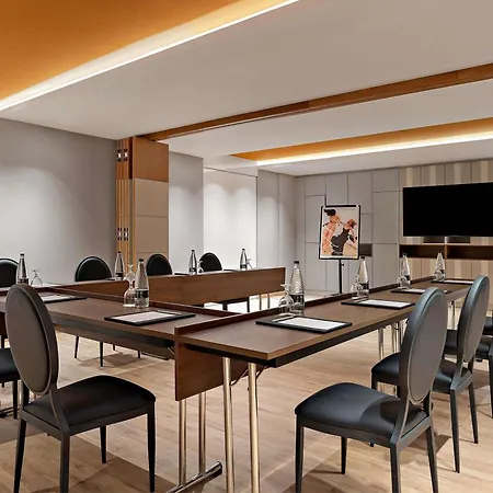 Mercure Abu Dhabi Downtown-3