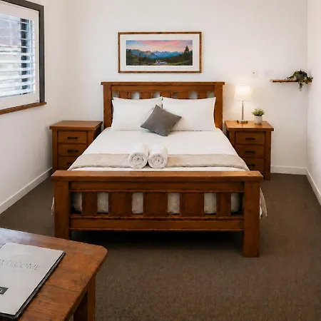 The Lodge Cooma-2