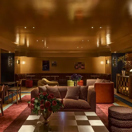 Hannah St Hotel Melbourne-3