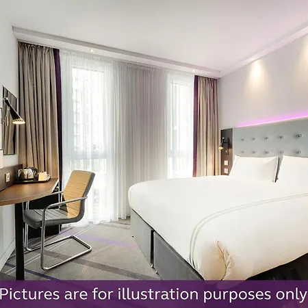 Premier Inn Stuttgart Zuffenhausen-3