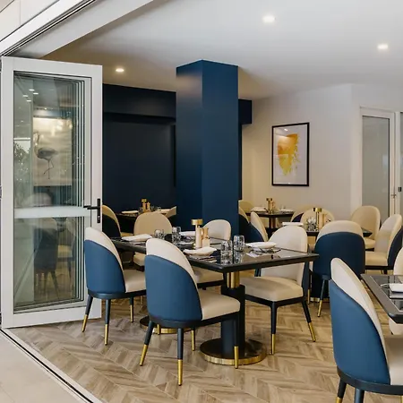 Voco Darwin Suites By Ihg-3
