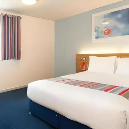 Travelodge Glossop-3