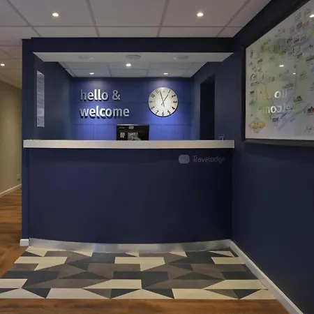 Travelodge Newbury Tot Hill-2
