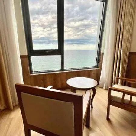 Serene Beach Hotel Danang-3