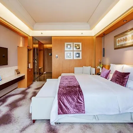 Swan Lake Recreation Hotel Foshan-2