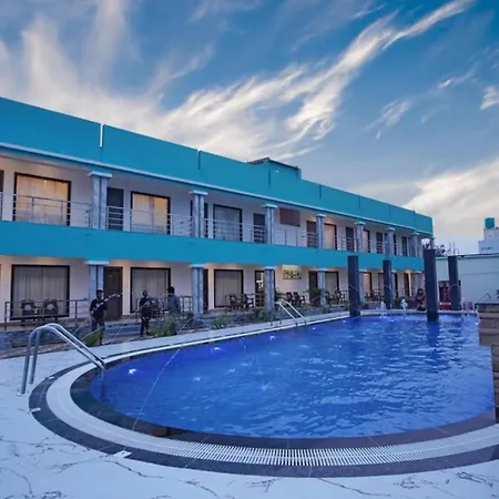 Golden Sand Beach Resort-3
