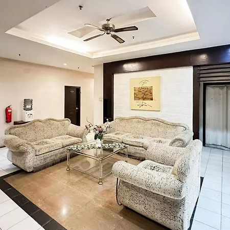 Urbanview Hotel Bumi Malaya-2