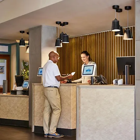 Mercure Northampton-3