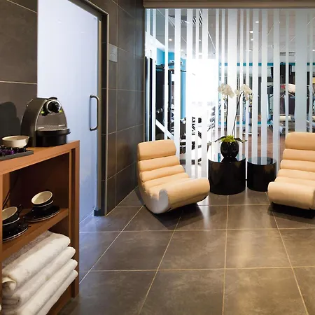 Novotel Leeds Centre-2