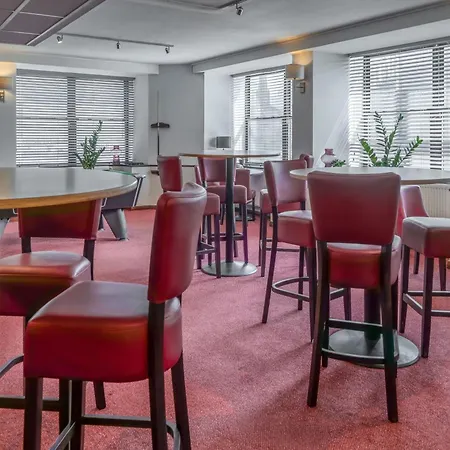 Britannia Inn Glasgow-2
