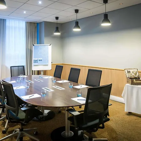Novotel Reading Centre-3