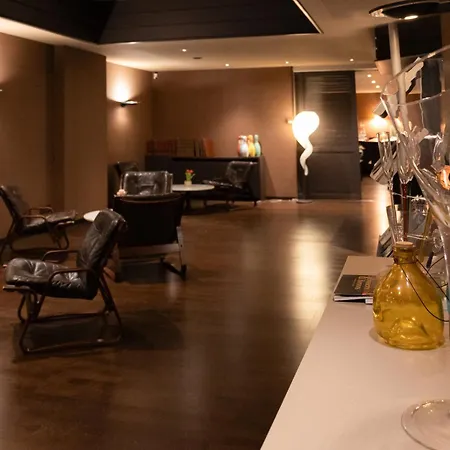New Hotel Charlemagne-2