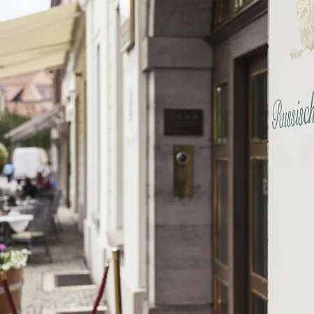 Best Western Premier Grand Hotel Russischer Hof-3