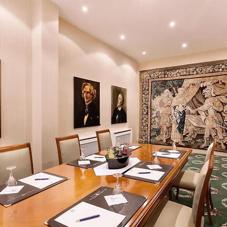 Best Western Premier Grand Hotel Russischer Hof-2