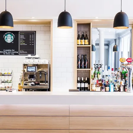 Holiday Inn Farnborough By Ihg-3
