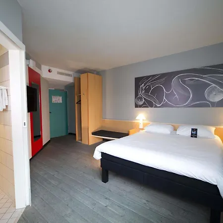 Ibis Koeln Messe-3