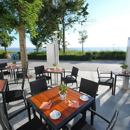 Strandhotel Binz-3
