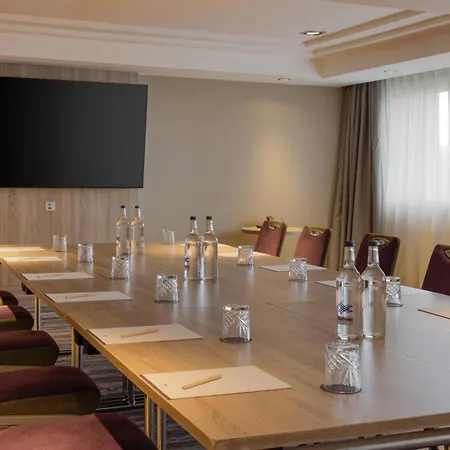 Doubletree By Hilton Glasgow Central-3