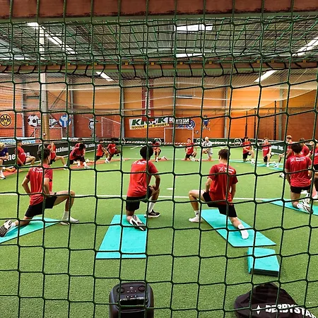 Sport- Und Tagungshotel De Poort-2