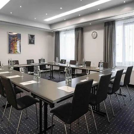Ramada By Wyndham Essen-3