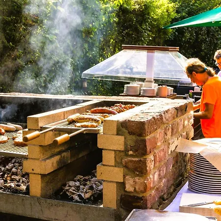 Sport- Und Tagungshotel De Poort-3