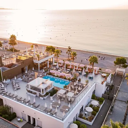 Mercure Villeneuve Loubet Plage-2