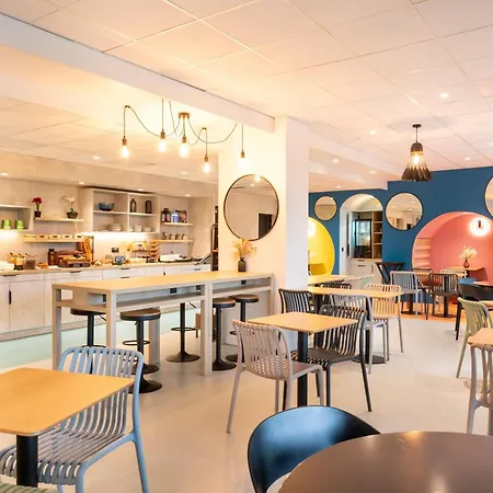 Ibis Styles Paris Saint Denis Pleyel-2