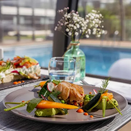 Novotel Orleans Chemins De Sologne Demeures De Campagne-3